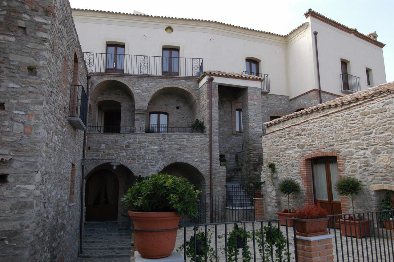 Hotel Palazzo Dei Poeti Tursi Exterior foto